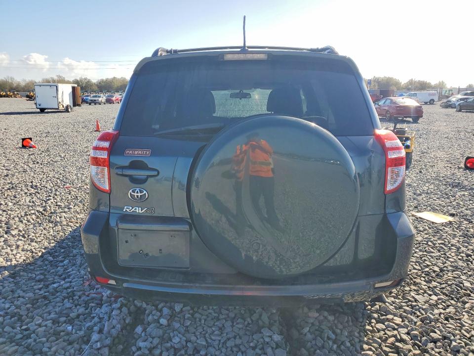Photo 6 from auction – 2012 TOYOTA RAV4 with VIN 2T3ZF4DV8CW126741