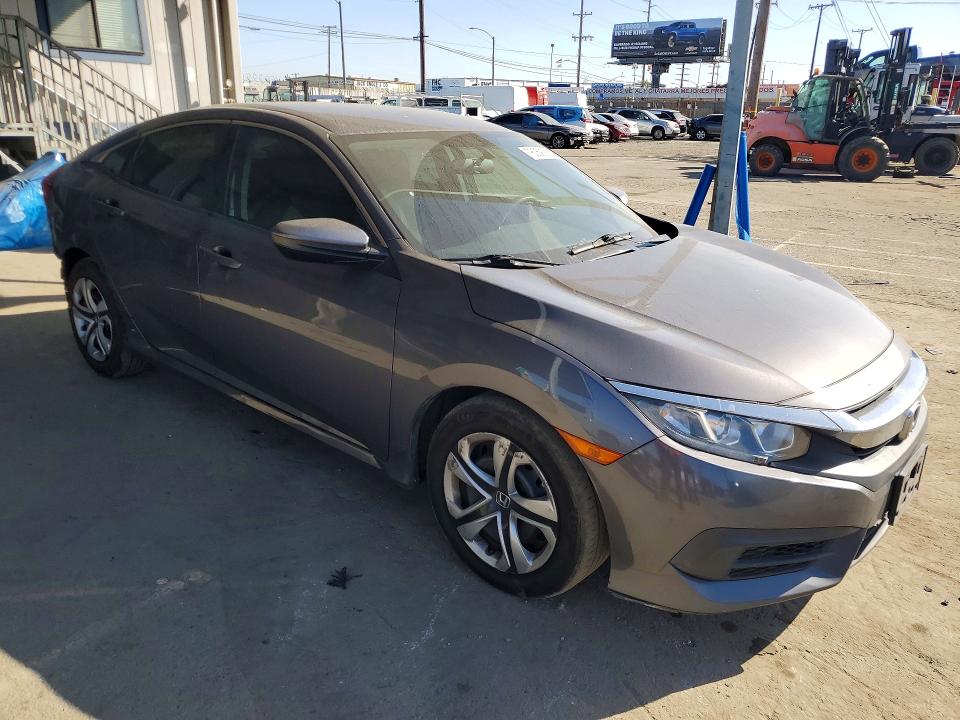 Photo 4 from auction – 2017 HONDA CIVIC with VIN 2HGFC2F54HH524275
