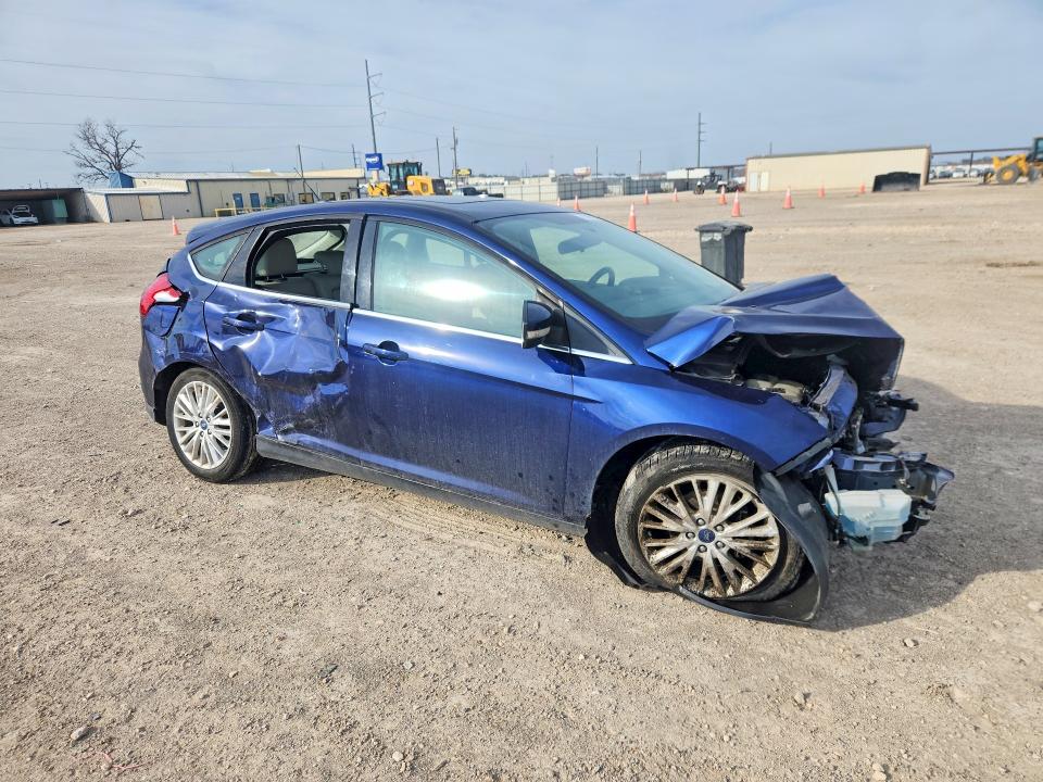 Photo 4 from auction – 2017 FORD FOCUS with VIN 1FADP3N27HL309909