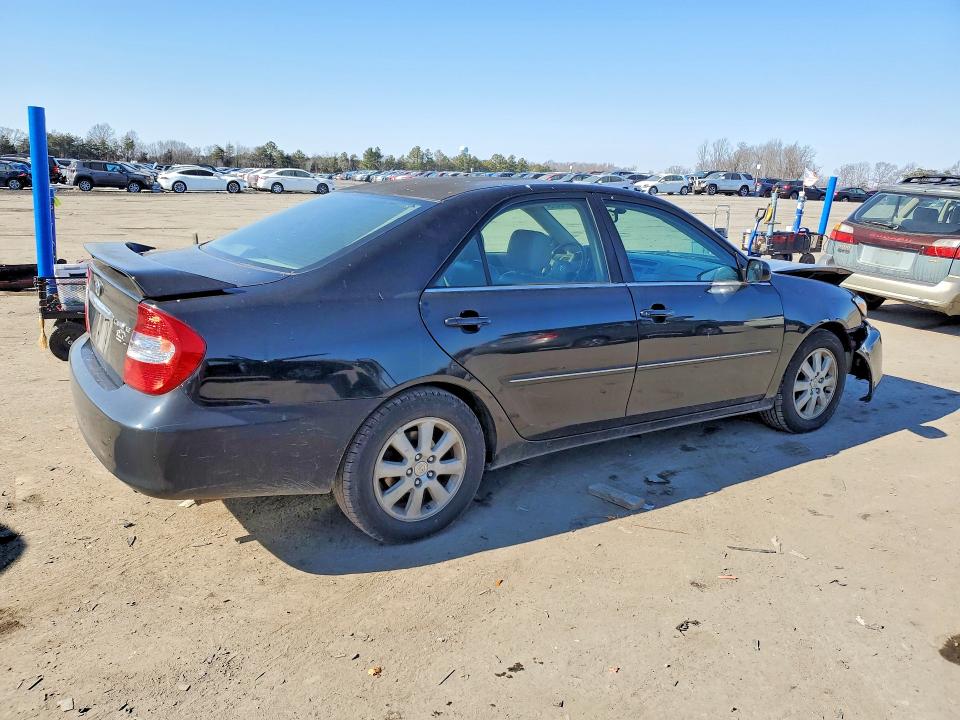 Photo 3 from auction – 2004 TOYOTA CAMRY LE with VIN 4T1BE30K84U309495