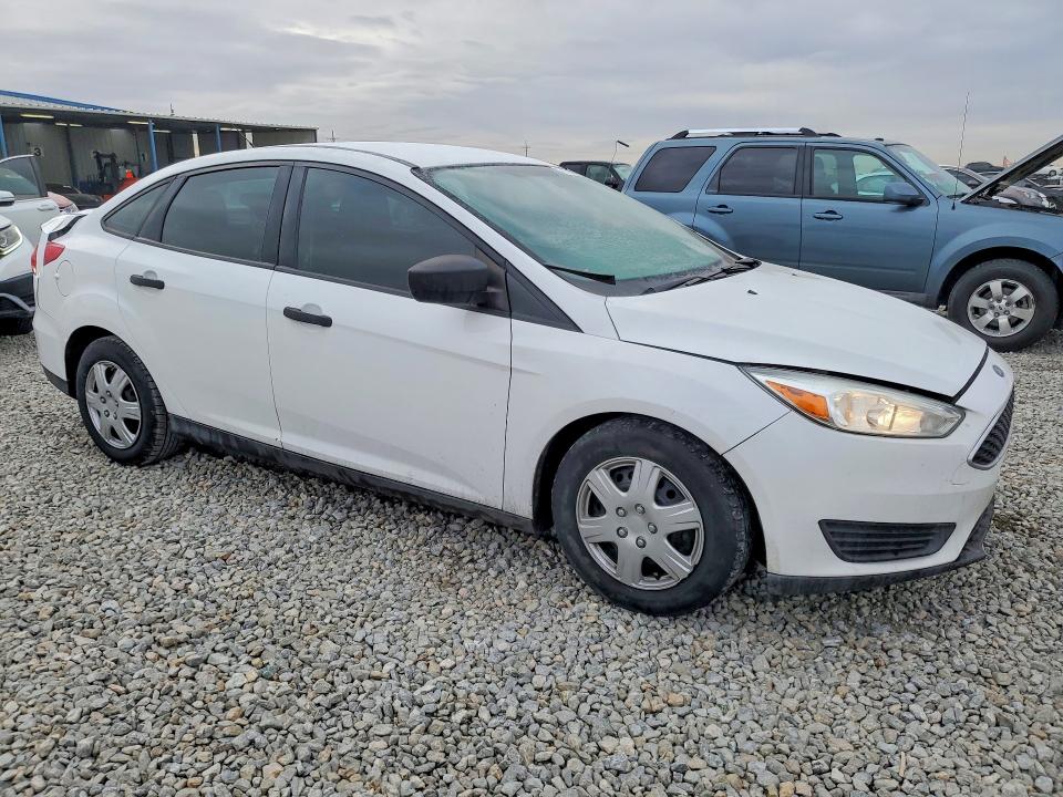 Photo 4 from auction – 2017 FORD FOCUS with VIN 1FADP3E28HL267430