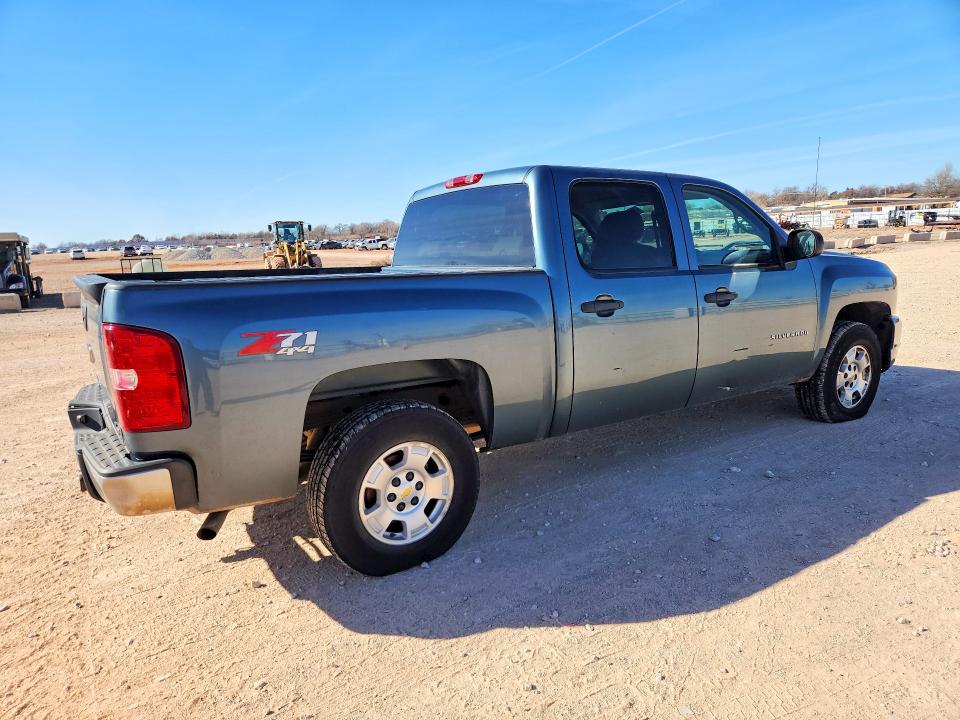 Photo 3 from auction – 2010 CHEVROLET SILVERADO with VIN 3GCRKSE33AG241371