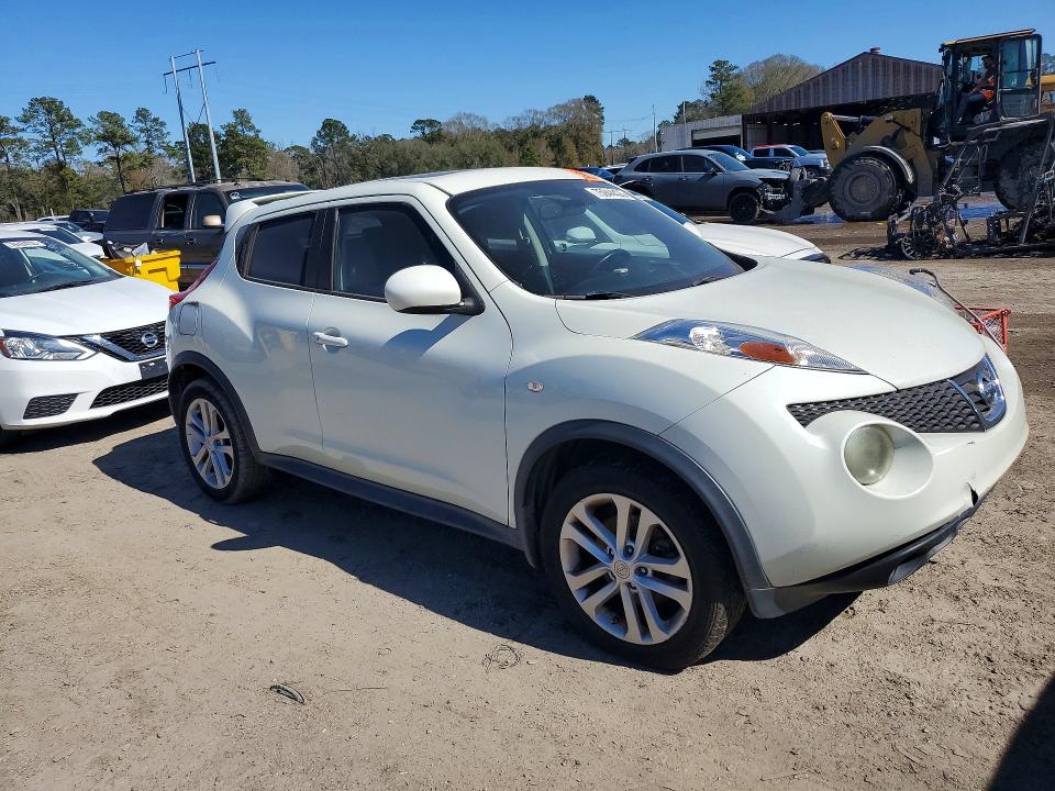 Photo 4 from auction – 2011 NISSAN JUKE S with VIN JN8AF5MR1BT014729