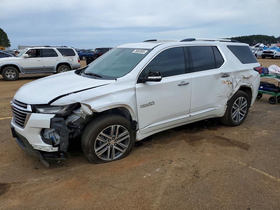 CHEVROLET TRAVERSE 2023 with VIN 1GNERNKW3PJ306633 - Photo from auction