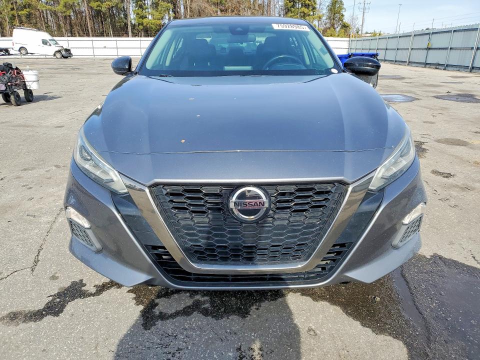 Photo 5 from auction – 2020 NISSAN ALTIMA SR with VIN 1N4BL4CVXLC223881