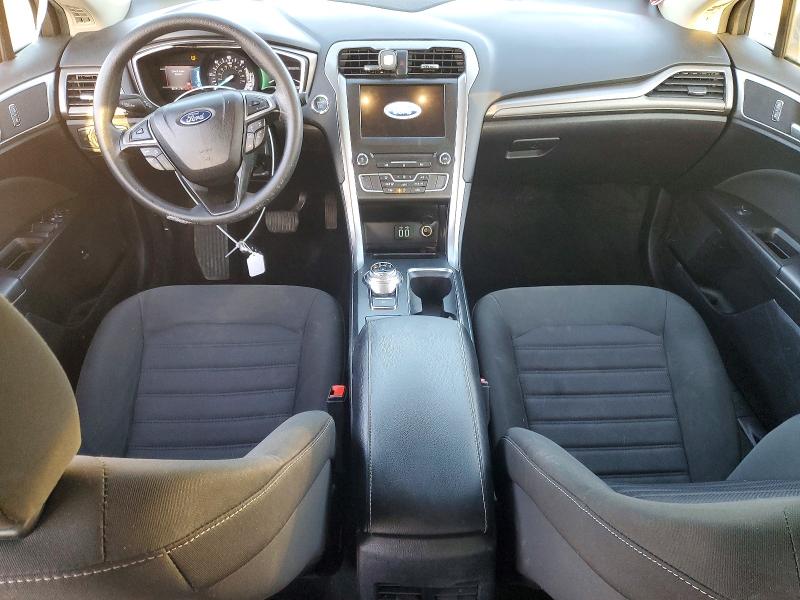 Photo 8 from auction – 2020 FORD FUSION with VIN 3FA6P0LU5LR148840