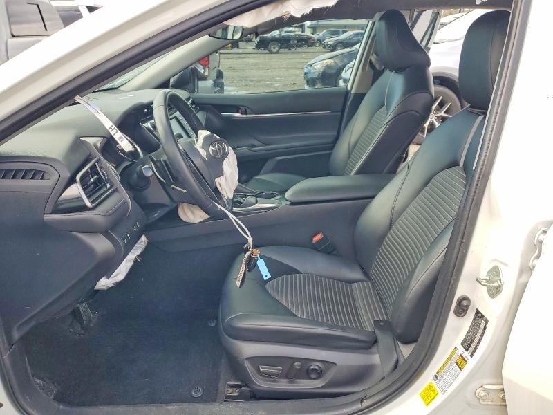 Photo 7 from auction – 2020 TOYOTA CAMRY with VIN 4T1G11AK2LU362311