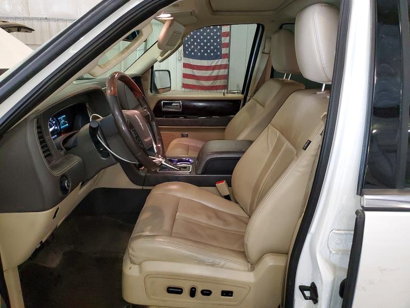 Photo 7 from auction – 2015 LINCOLN NAVIGATOR with VIN 5LMJJ3JT9FEJ10268