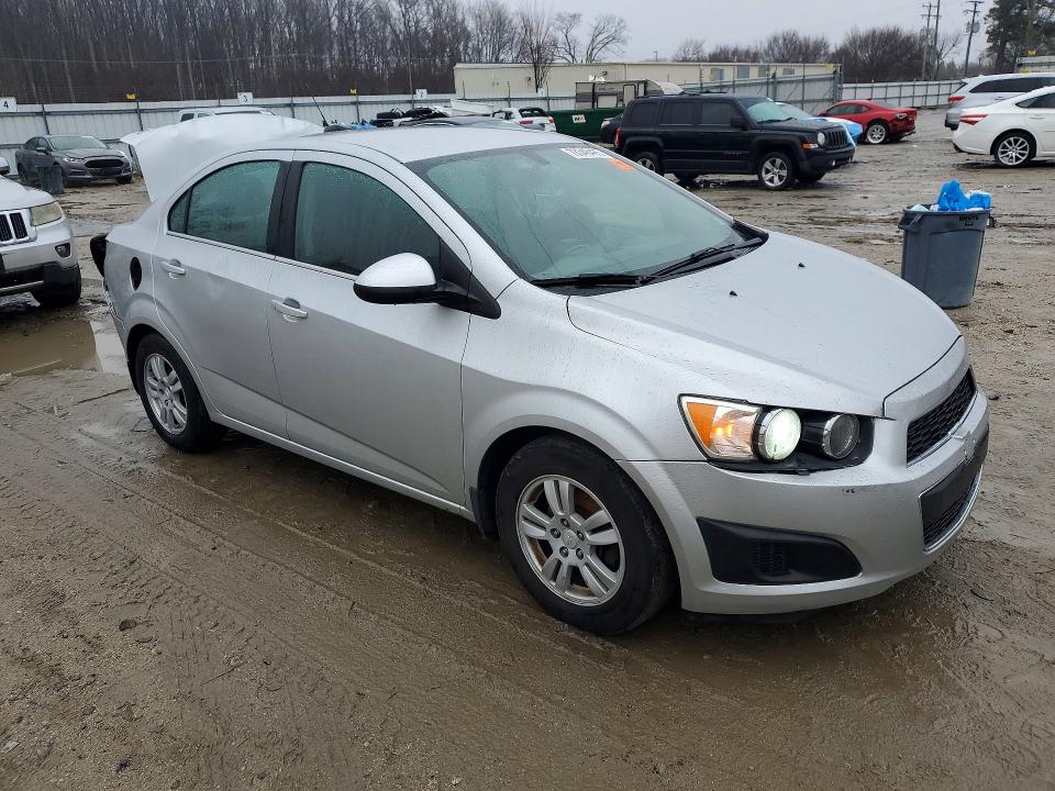Photo 4 from auction – 2015 CHEV SONIC with VIN 1G1JC5SG8F4133909