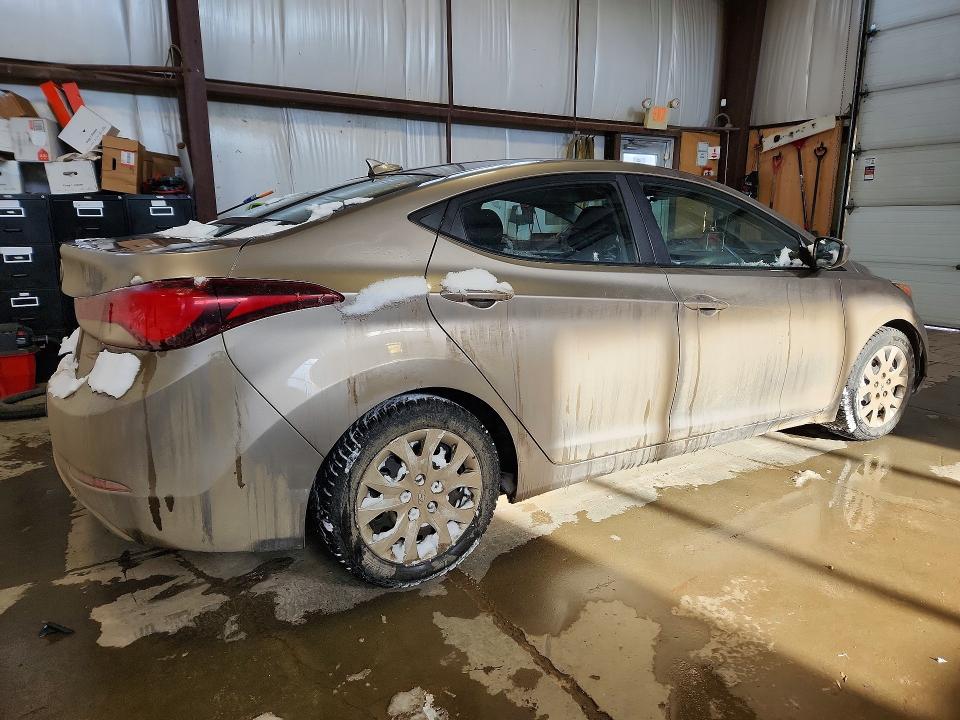 Photo 3 from auction – 2016 HYUNDAI ELANTRA with VIN 5NPDH4AE9GH788544