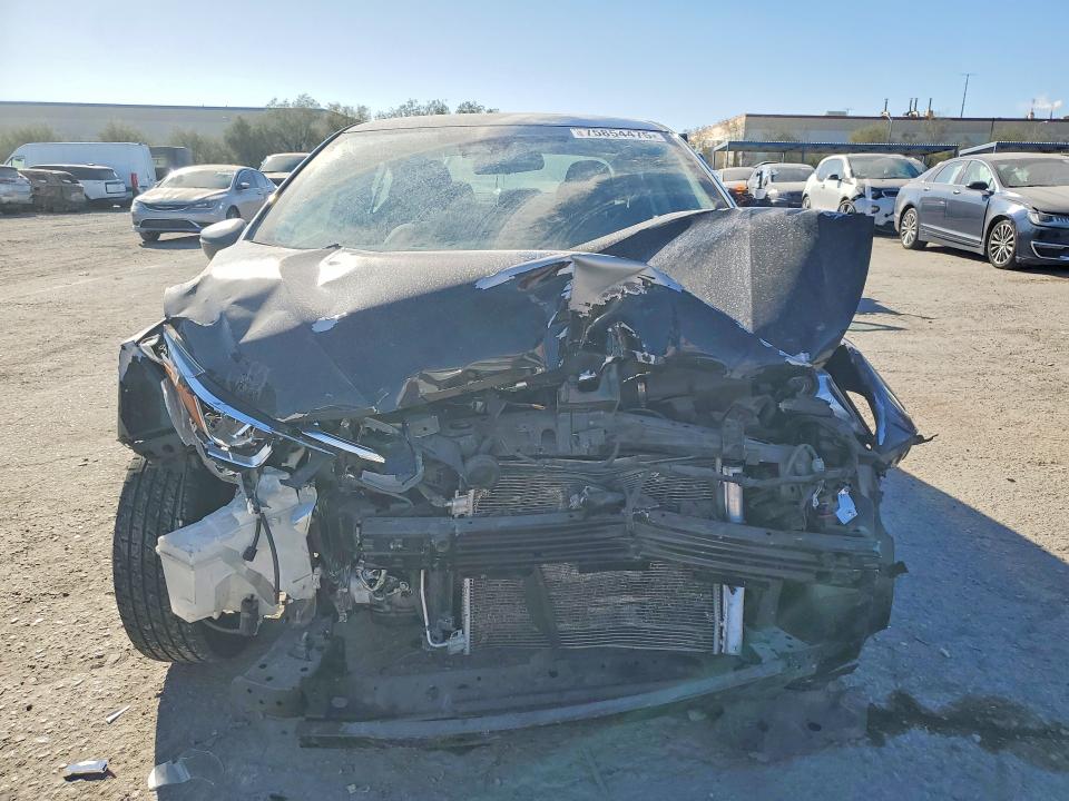 Foto 5 de la subasta – 2021 NISSAN VERSA con VIN 3N1CN8EV3ML892998