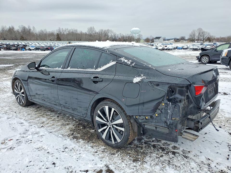 Photo 2 from auction – 2022 NISSAN ALTIMA with VIN 1N4BL4CV1NN300046