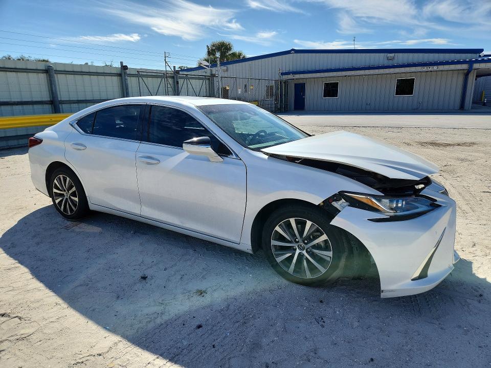 Photo 4 from auction – 2020 LEXUS ES 350 with VIN 58ADZ1B15LU067584