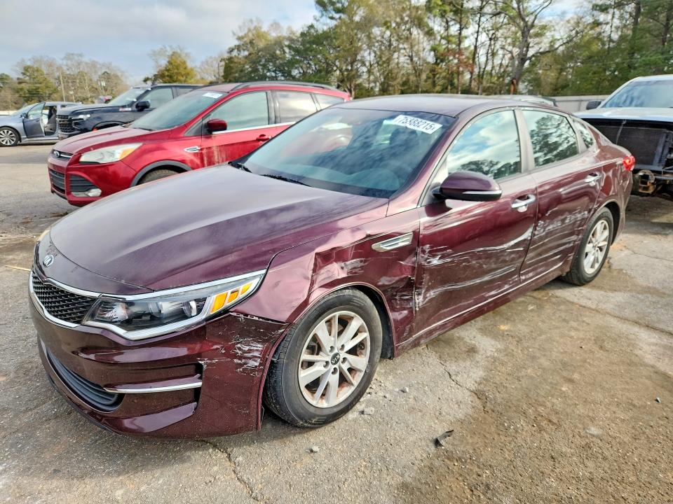 KIA OPTIMA 2016 with VIN 5XXGT4L32GG056808 - Photo from auction