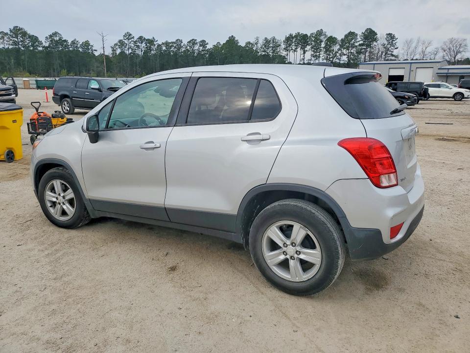Photo 2 from auction – 2020 CHEVROLET TRAX with VIN 3GNCJKSB7LL163991