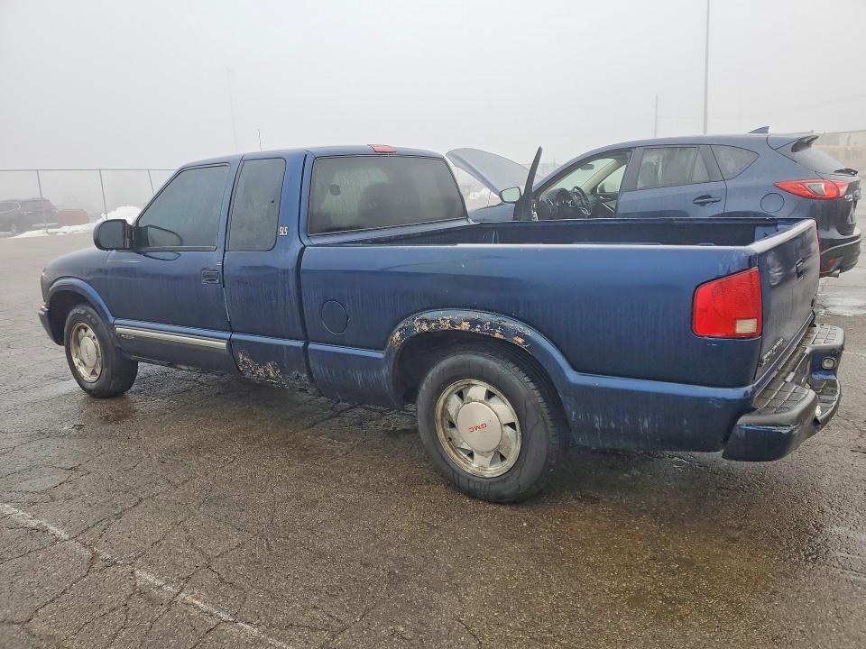 Photo 2 from auction – 2003 GMC SONOMA with VIN 1GTCS19X238108705