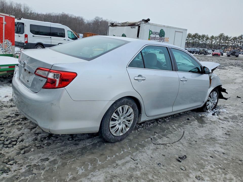 Photo 3 from auction – 2014 TOYOTA CAMRY L with VIN 4T4BF1FKXER339629