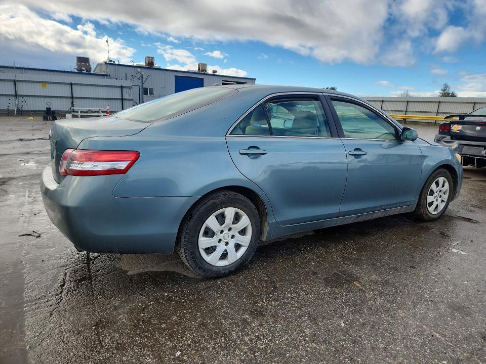 Photo 3 from auction – 2010 TOYOTA CAMRY with VIN 4T1BF3EK7AU557965