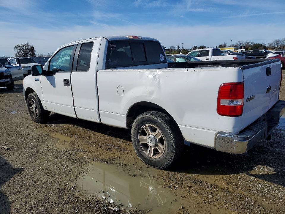 Photo 2 from auction – 2005 FORD F150 with VIN 1FTRX12W05NA89752