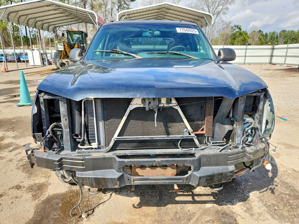 Photo 5 from auction – 2002 CHEVROLET AVALANCHE with VIN 3GNEK13TX2G201292