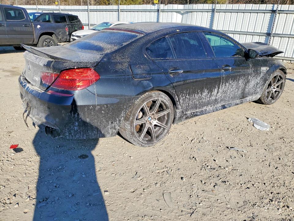 Photo 3 from auction – 2014 BMW M6 with VIN WBS6C9C53ED467337