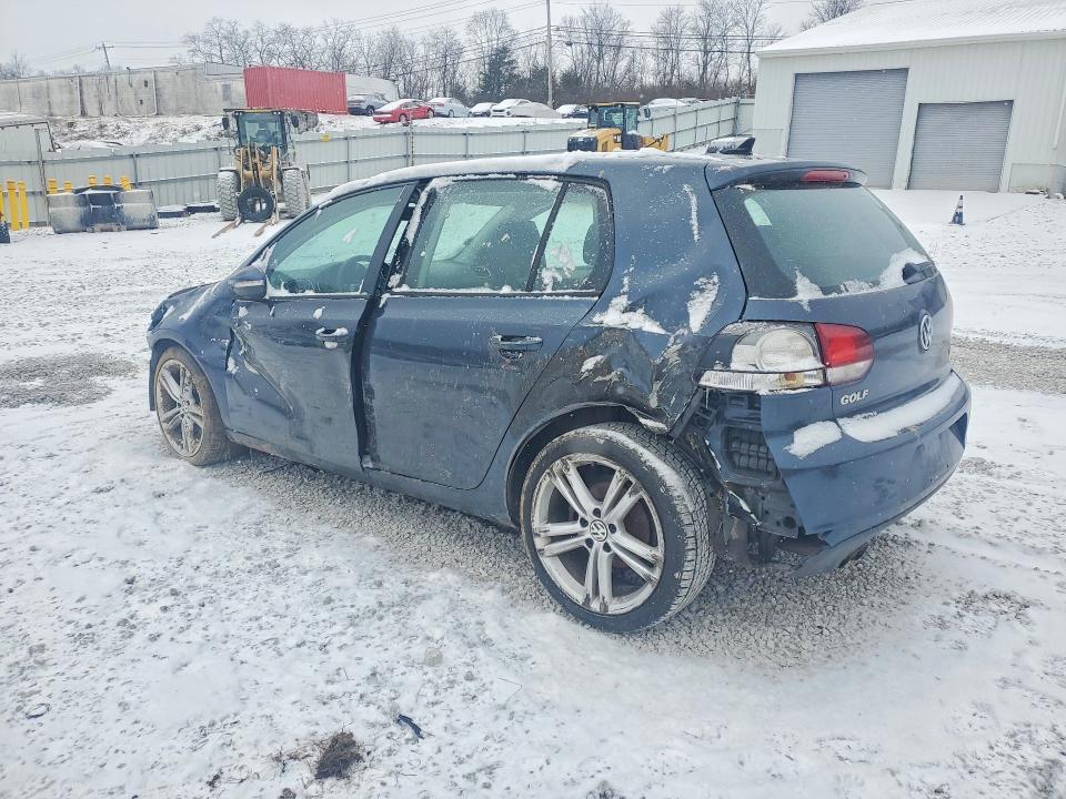 Photo 2 from auction – 2011 VOLKSWAGEN GOLF with VIN WVWDM7AJ2BW284995