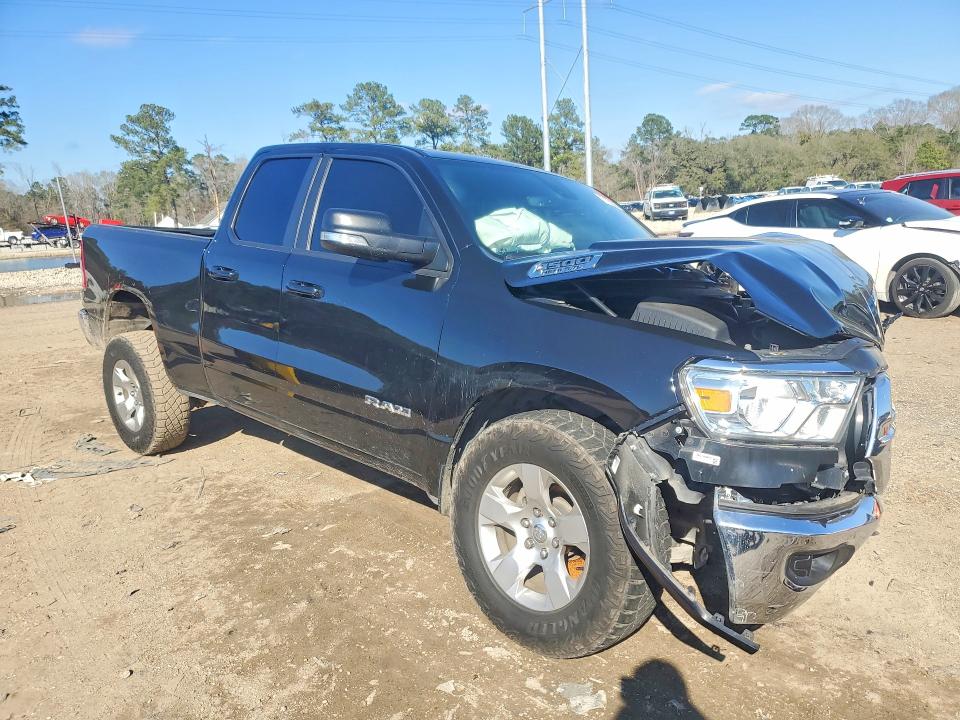 Photo 4 from auction – 2022 RAM 1500 with VIN 1C6RREBT1NN228348