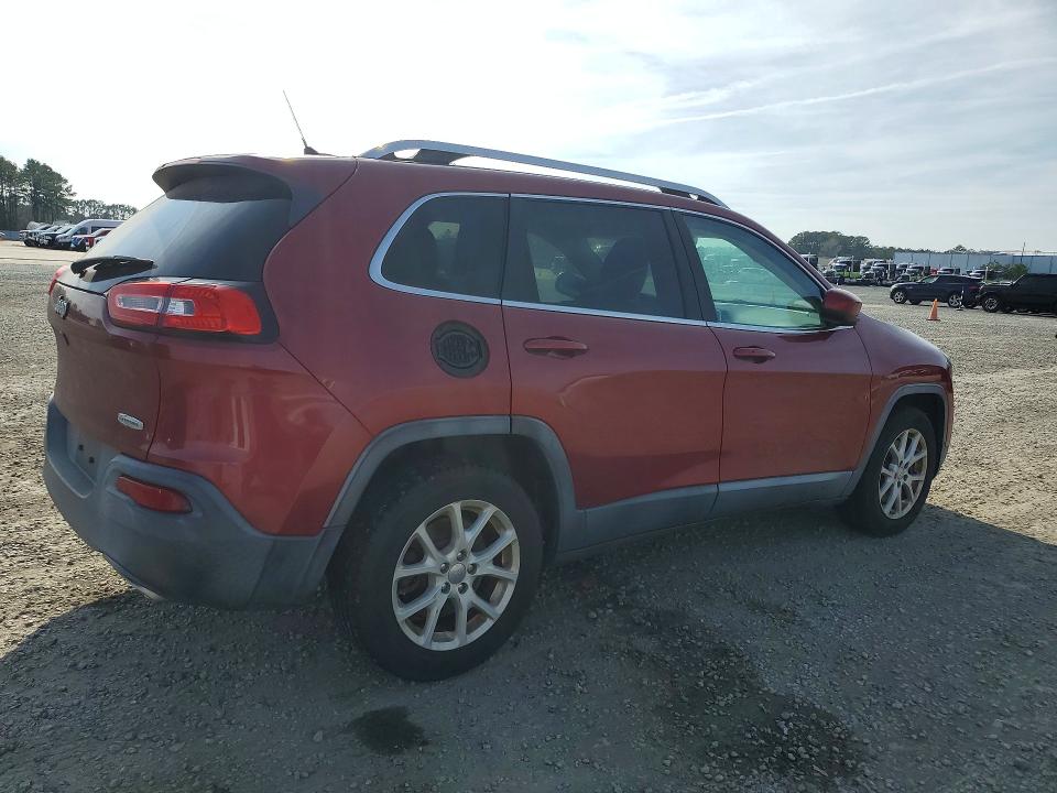Photo 3 from auction – 2015 JEEP CHEROKEE with VIN 1C4PJLCS5FW553453