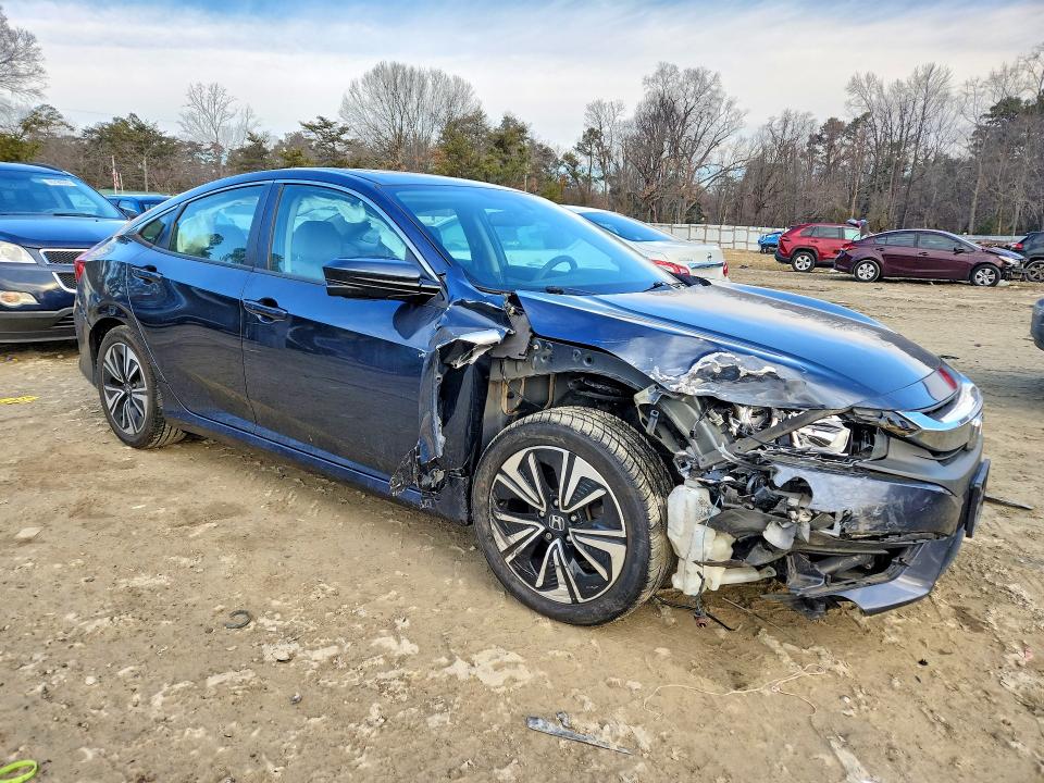 Photo 4 from auction – 2016 HONDA CIVIC with VIN 19XFC1F31GE212545