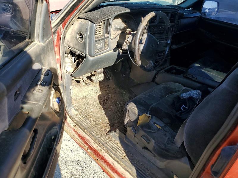 Photo 8 from auction – 2001 CHEVROLET SILVERADO with VIN 2GCEC19T911279485