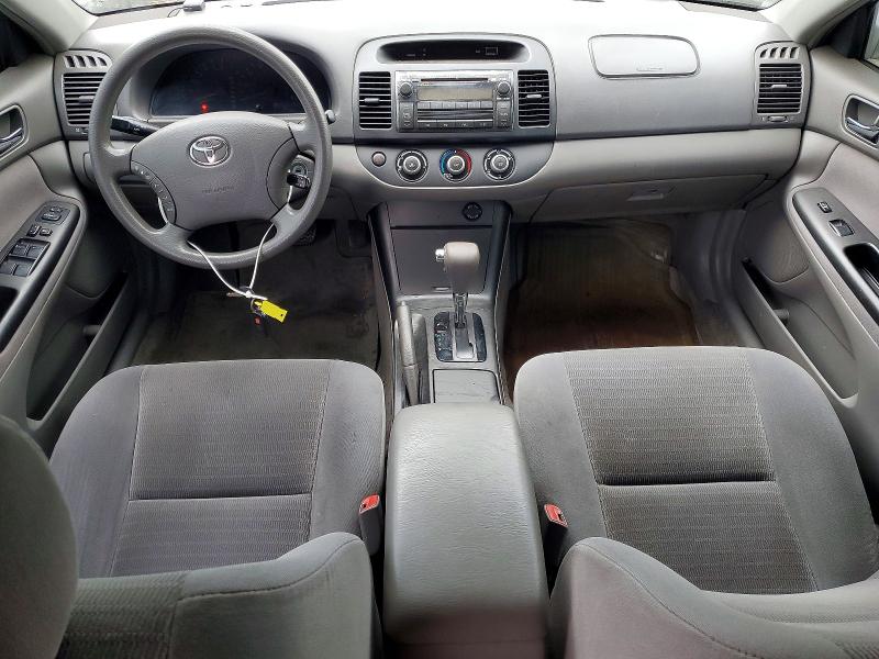 Photo 8 from auction – 2005 TOYOTA CAMRY LE with VIN 4T1BE32K75U011938