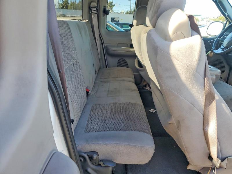 Photo 10 from auction – 2004 FORD F-150 with VIN 2FTRX17204CA26015