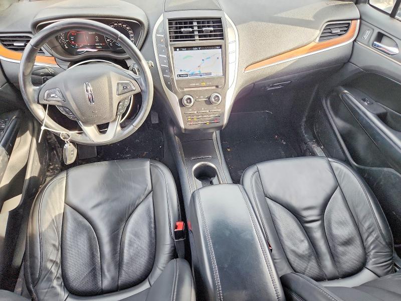 Photo 8 from auction – 2017 LINCOLN MKC with VIN 5LMCJ2D96HUL45139