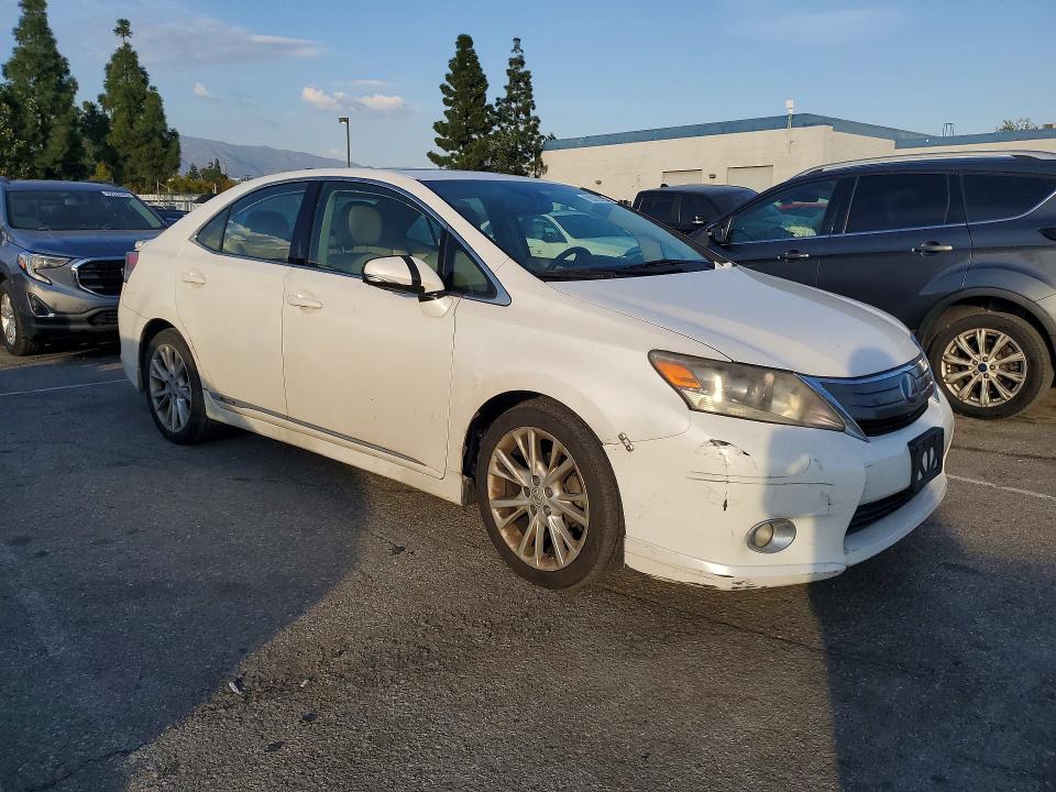 Photo 4 from auction – 2010 LEXUS HS 250H with VIN JTHBB1BAXA2003488