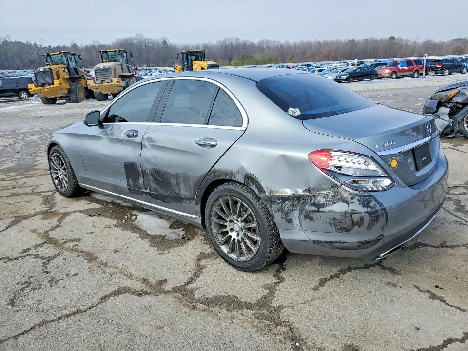 Photo 2 from auction – 2016 MERCEDES-BENZ C 300 with VIN 55SWF4JBXGU114971