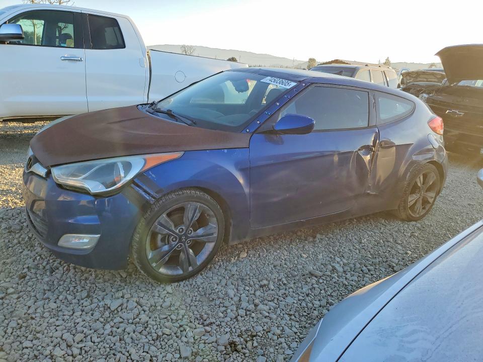 HYUNDAI VELOSTER 2016 with VIN KMHTC6AD1GU260673 - Photo from auction