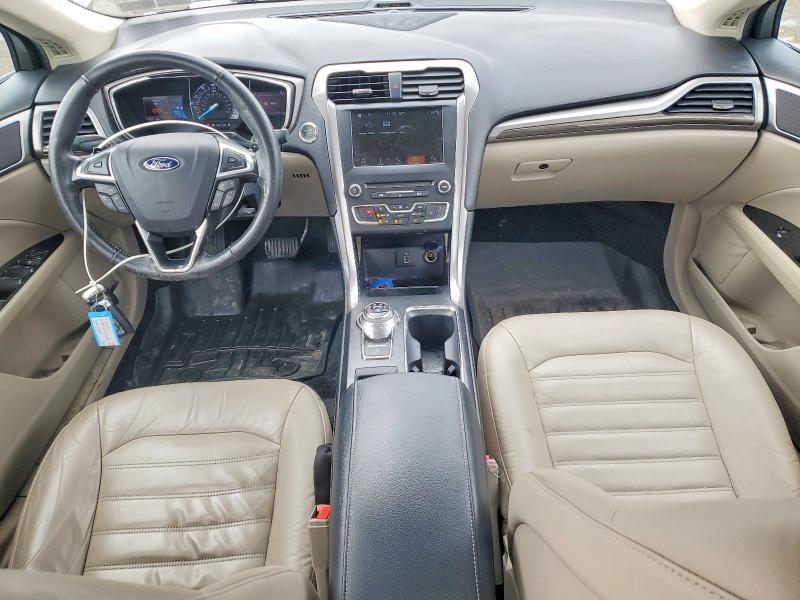 Photo 8 from auction – 2017 FORD FUSION with VIN 3FA6P0T92HR405634
