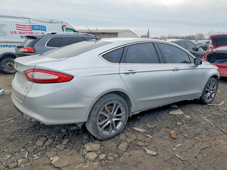 Photo 3 from auction – 2013 FORD FUSION with VIN 3FA6P0H94DR331846