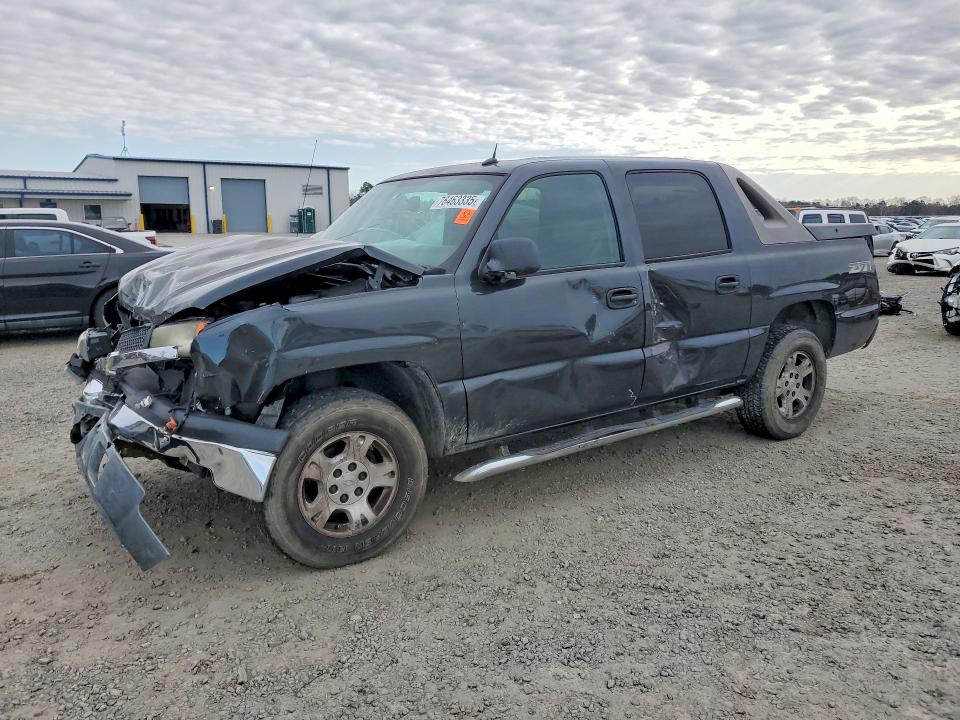 CHEVROLET AVALANCHE 2004 with VIN 3GNEK12TX4G338690 - Photo from auction