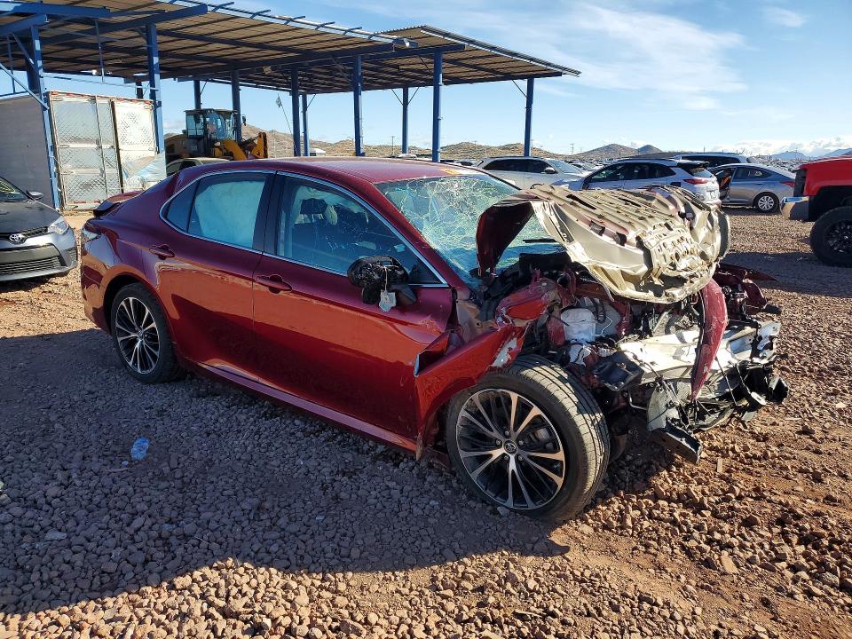 Photo 4 from auction – 2022 TOYOTA CAMRY with VIN 4T1C31AK4NU571013