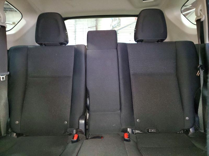 Photo 10 from auction – 2016 TOYOTA RAV4 LE with VIN JTMBFREV6GJ085446