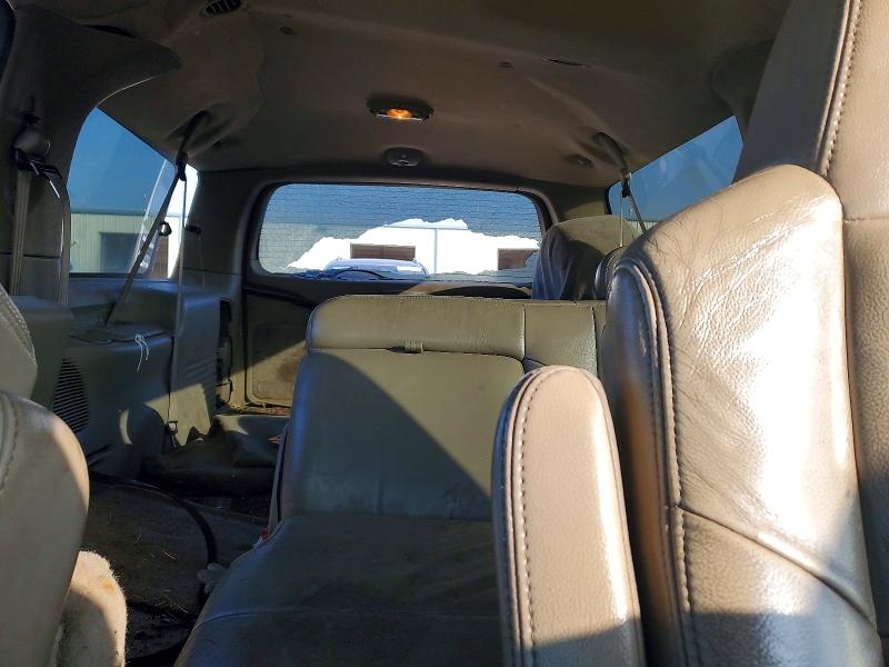 Photo 10 from auction – 2005 FORD EXCURSION with VIN 1FMNU43S15EC01698