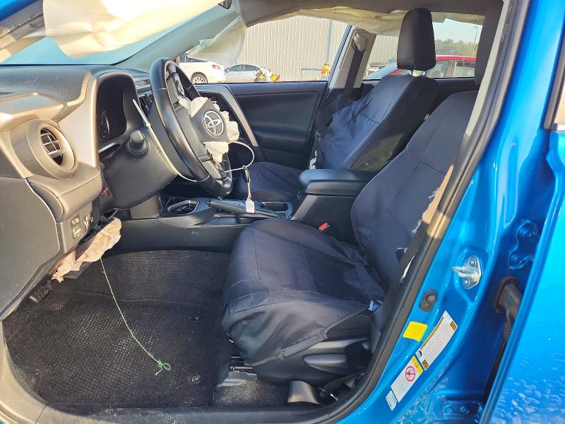 Photo 7 from auction – 2017 TOYOTA RAV4 with VIN JTMWFREV8HD097504