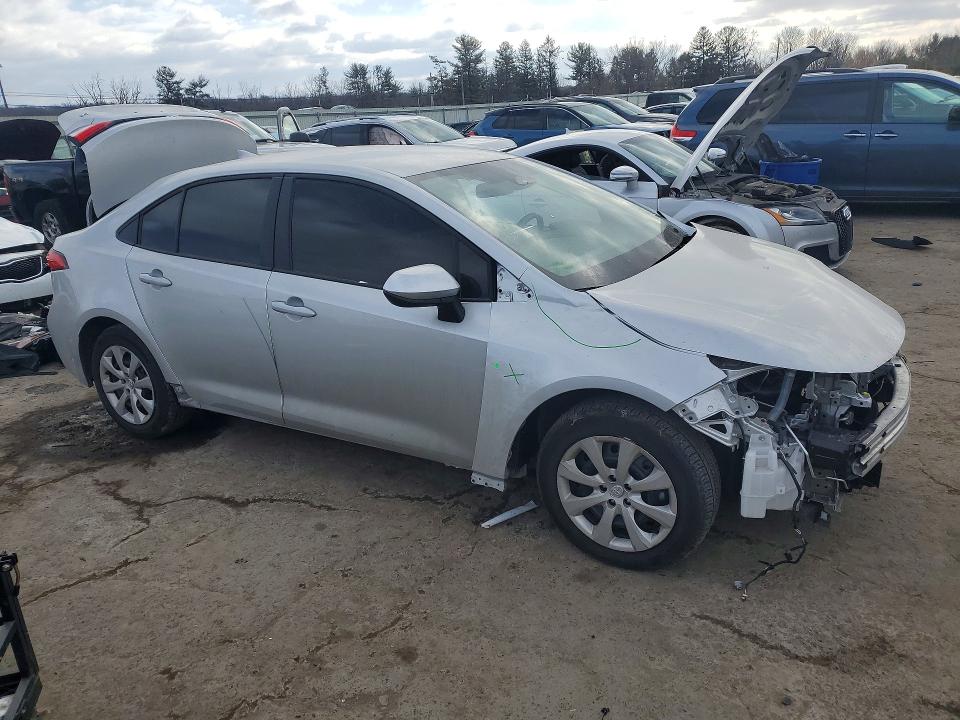 Photo 4 from auction – 2025 TOYOTA COROLLA with VIN 5YFB4MDE1SP327638