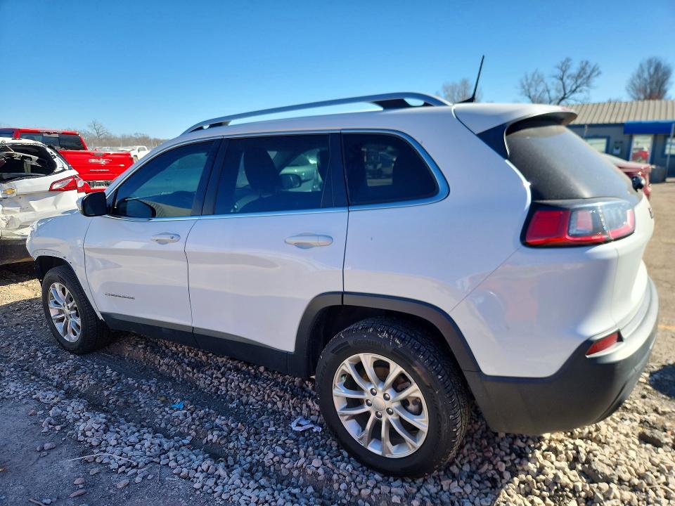 Photo 2 from auction – 2019 JEEP CHEROKEE with VIN 1C4PJLCB1KD242267
