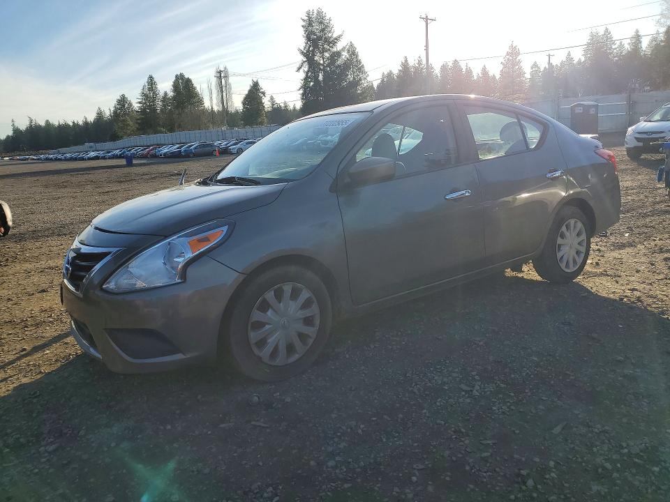 صورة رقم 1 من المزاد - 2016 NISSAN VERSA S مع VIN 3N1CN7AP2GL804674