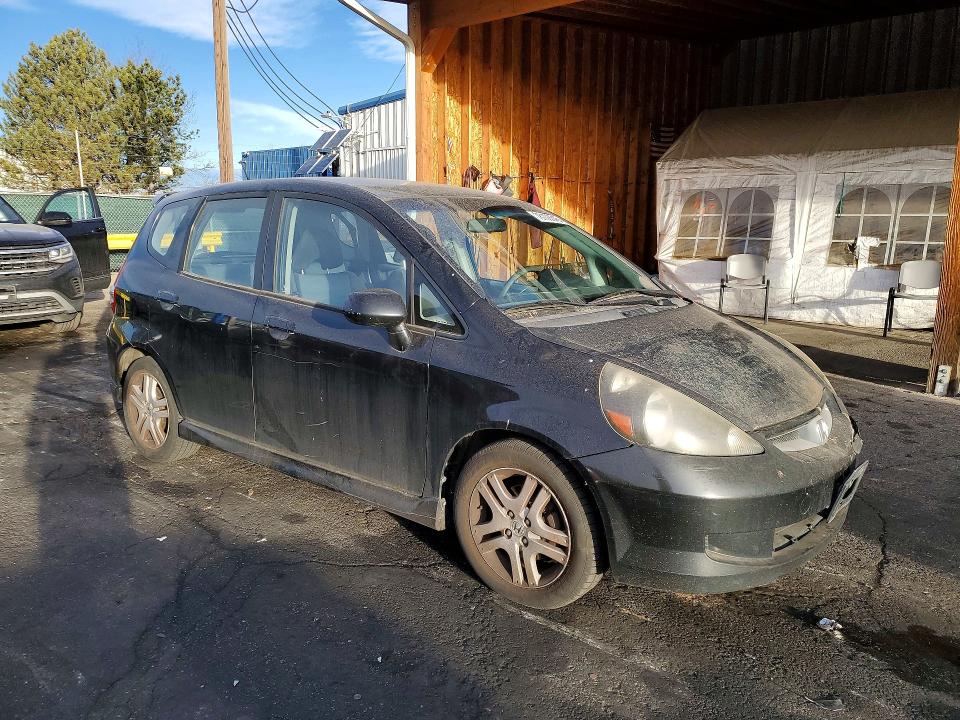 Photo 4 from auction – 2008 HONDA FIT with VIN JHMGD38638S042528