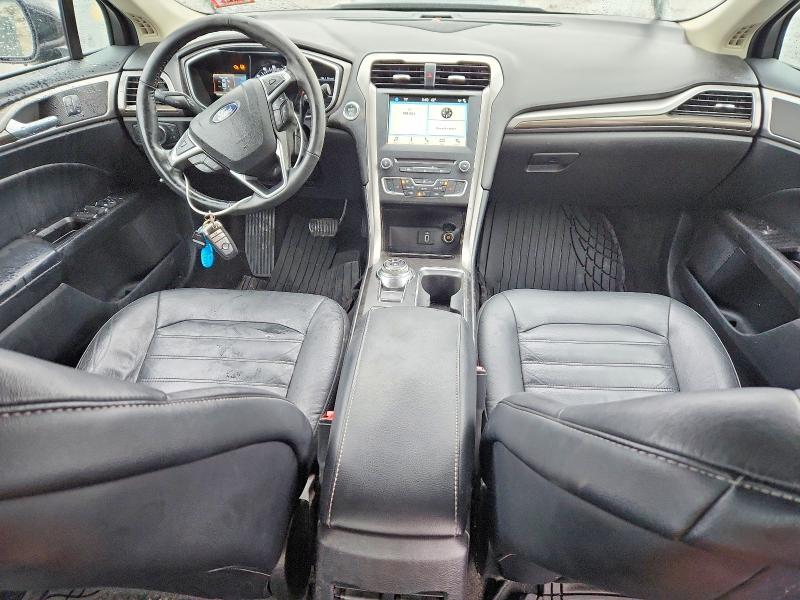 Photo 8 from auction – 2017 FORD FUSION with VIN 3FA6P0HD6HR401664