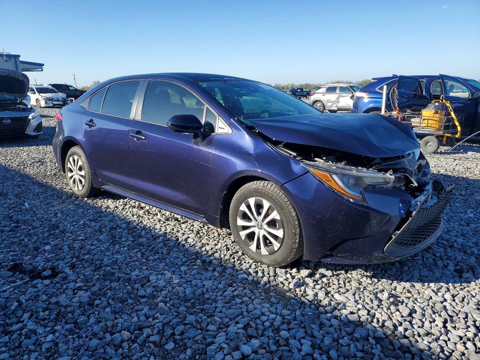 Photo 4 from auction – 2022 TOYOTA COROLLA with VIN JTDEAMDE9NJ054253