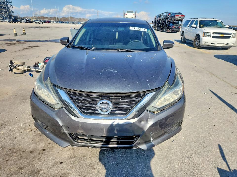 Photo 5 from auction – 2017 NISSAN ALTIMA with VIN 1N4AL3AP0HC223079